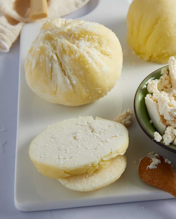 σπιτικό-τυρί-χωρίς-πυτιά-μόνο-με-λεμόν-563506423