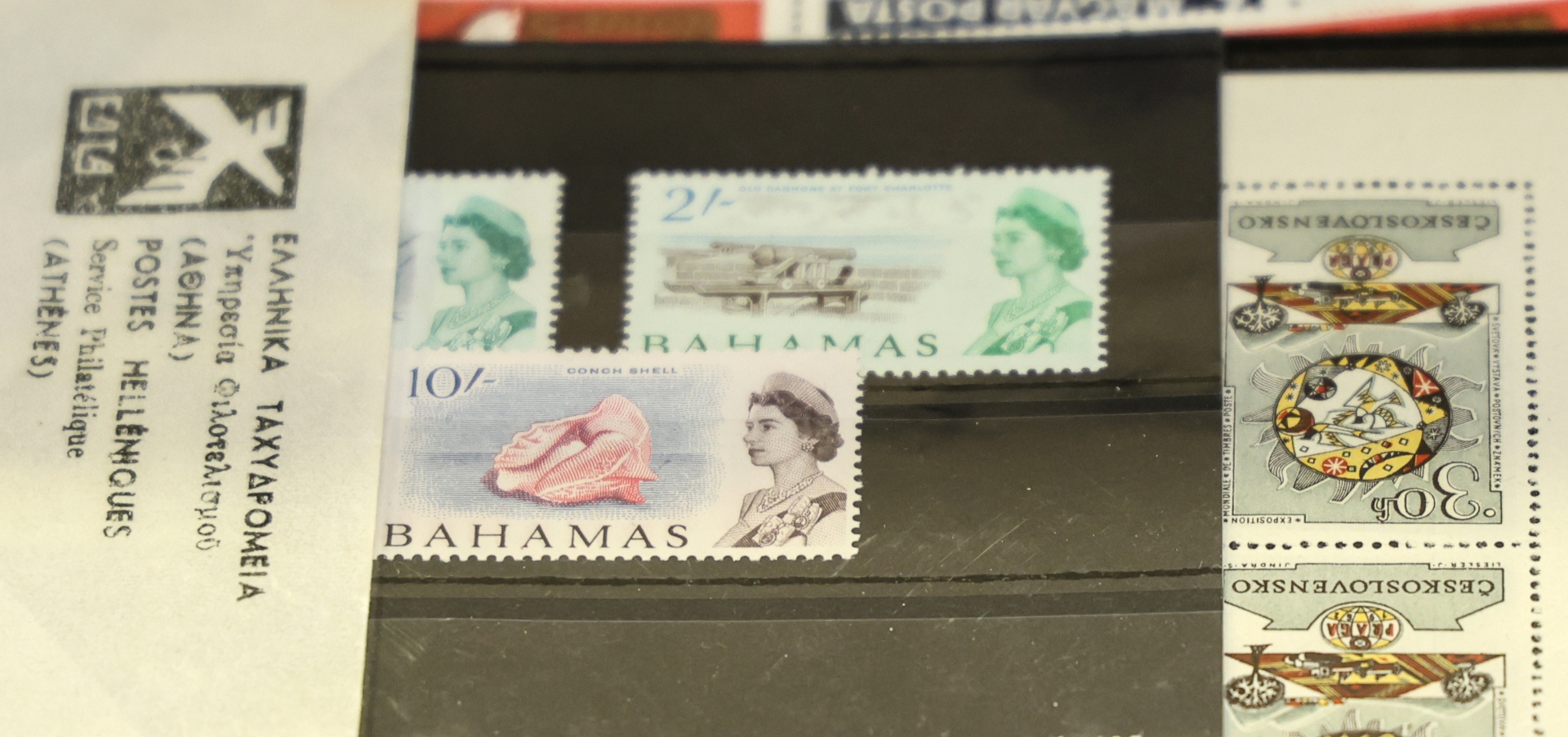 Στοά Ορφανίδου: Ενας μικρός ναός των μπλου τζιν και των συλλεκτών-17