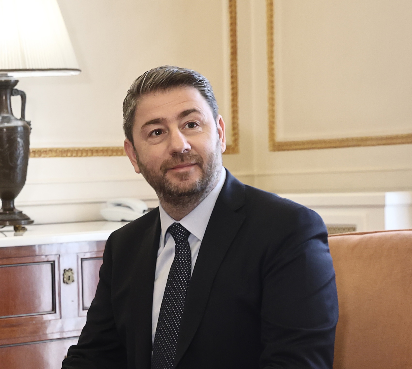 Εντός και Εκτός: Καταλογισμός ευθυνών για τα συνθήματα στην παρέλαση-1