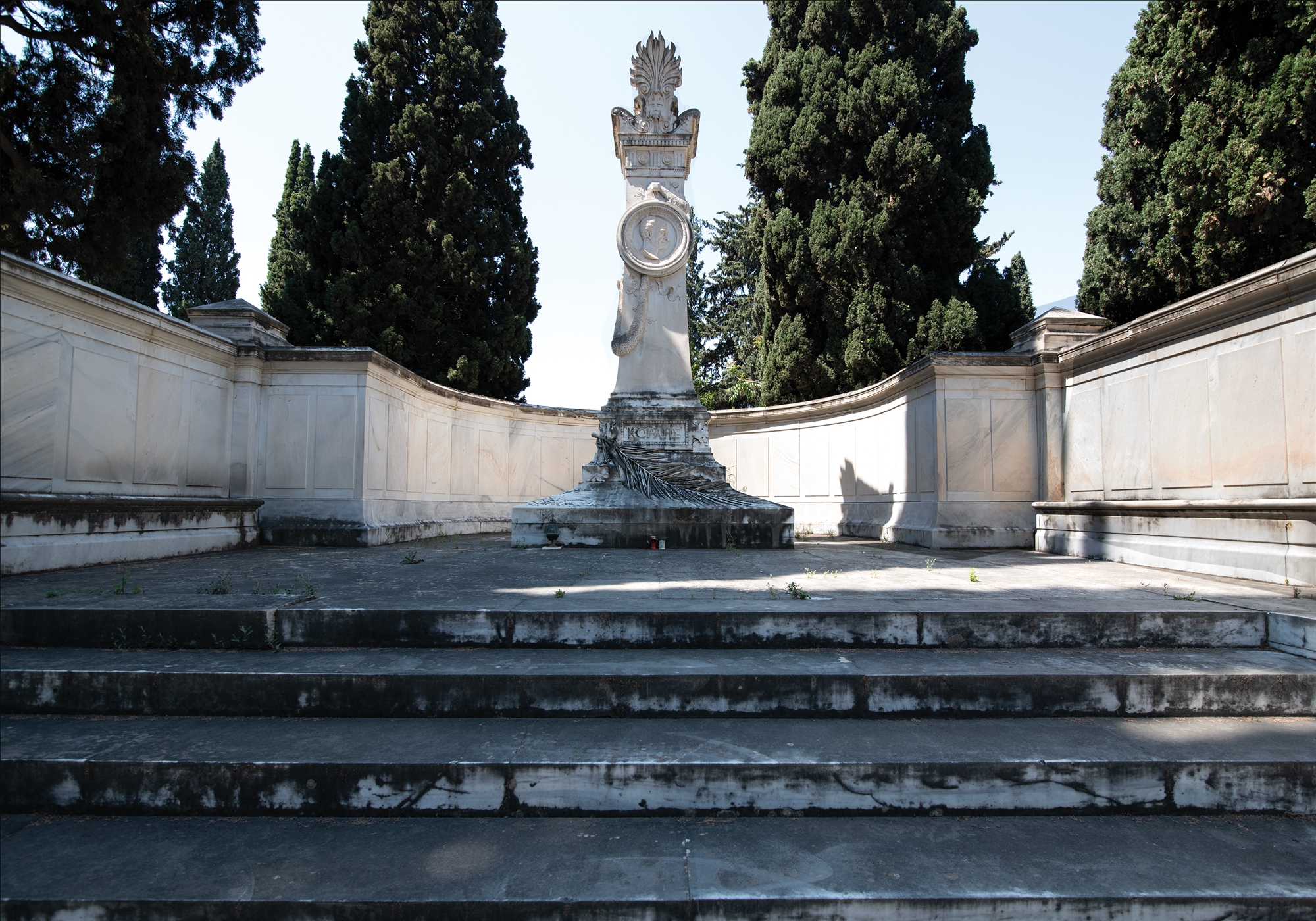 Ιχνη μνήμης στα τοπόσημα του ελληνισμού-3