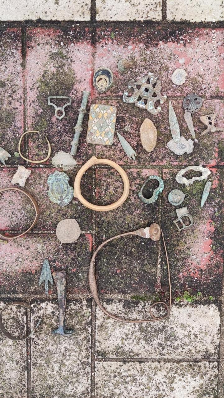 Τα «ψαχτήρια» γύρω από τον Τύμβο Καστά-2