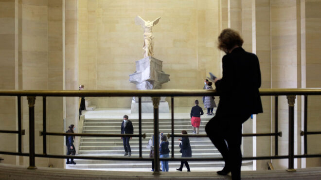 ομορφιά-ο-μασκ-υποκλίνεται-στη-νίκη-563517226