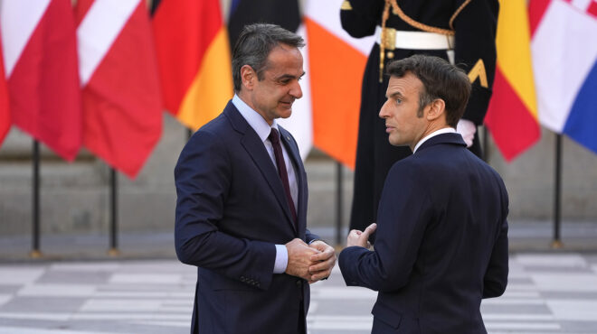 οι-τρεις-όροι-για-ελληνικό-στρατό-στην-563533954