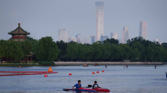 ταραγμένες-θάλασσες-για-την-κινεζική-cos-563534161