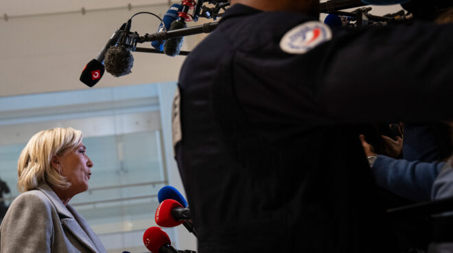 μαρίν-λεπέν-μία-δίκη-απειλεί-τις-ελπίδ-563495584