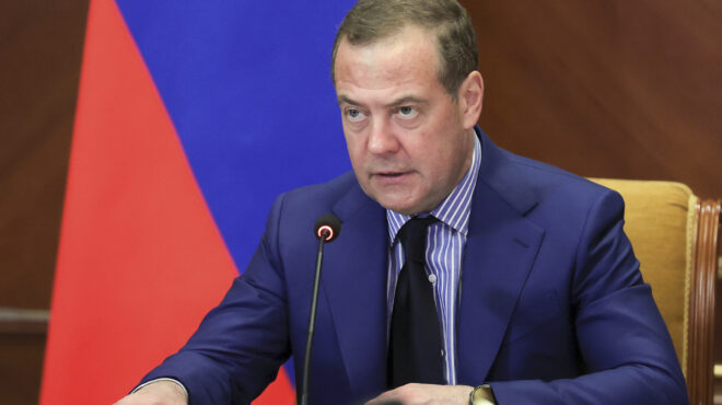 μεντβέντεφ-στόχος-μας-να-προκαλέσουμ-563499061