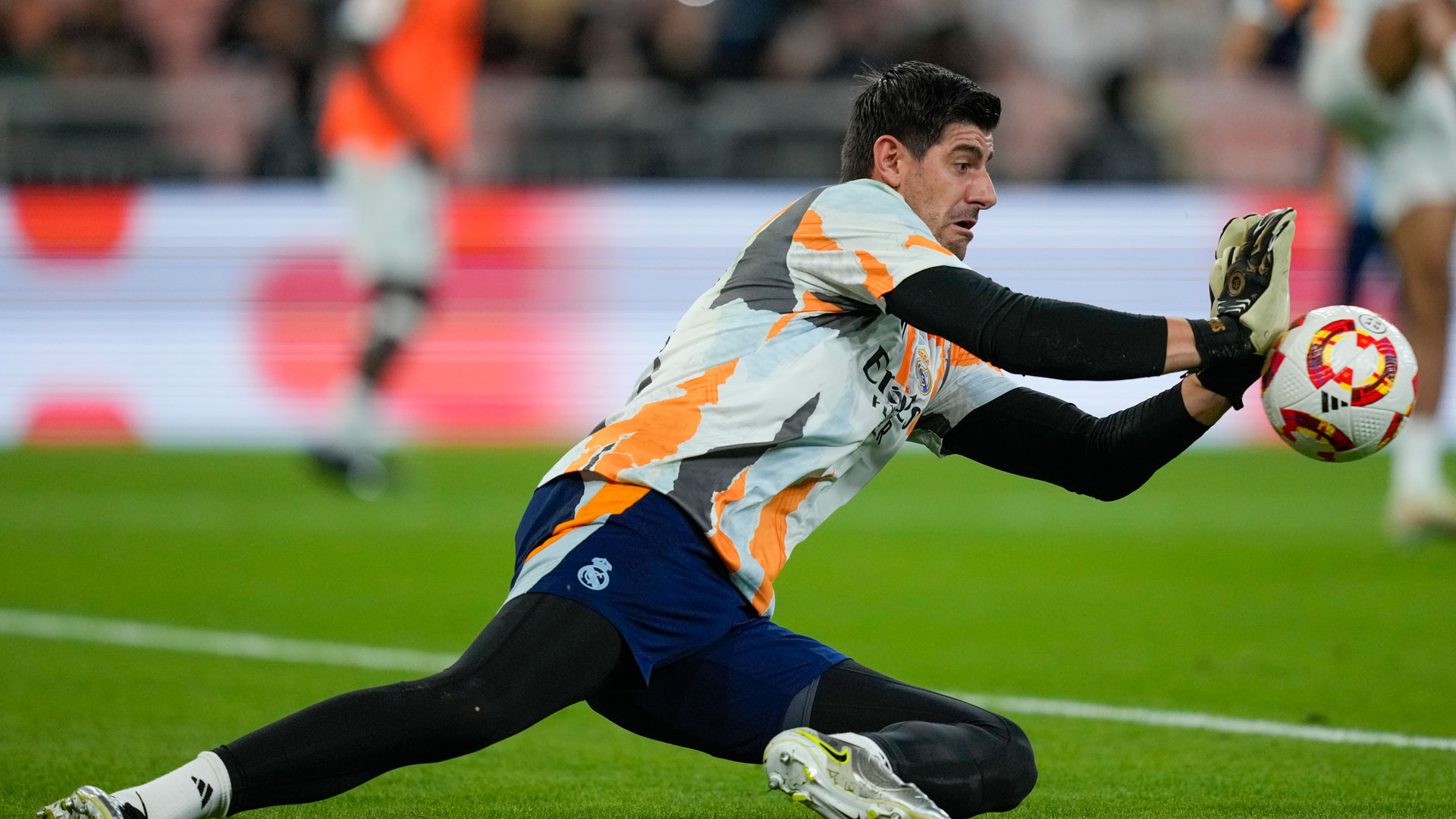 Γιατί ο Κουρτουά είναι ο Μαραντόνα, ο Μέσι και ο Ρονάλντο των τερματοφυλάκων-1