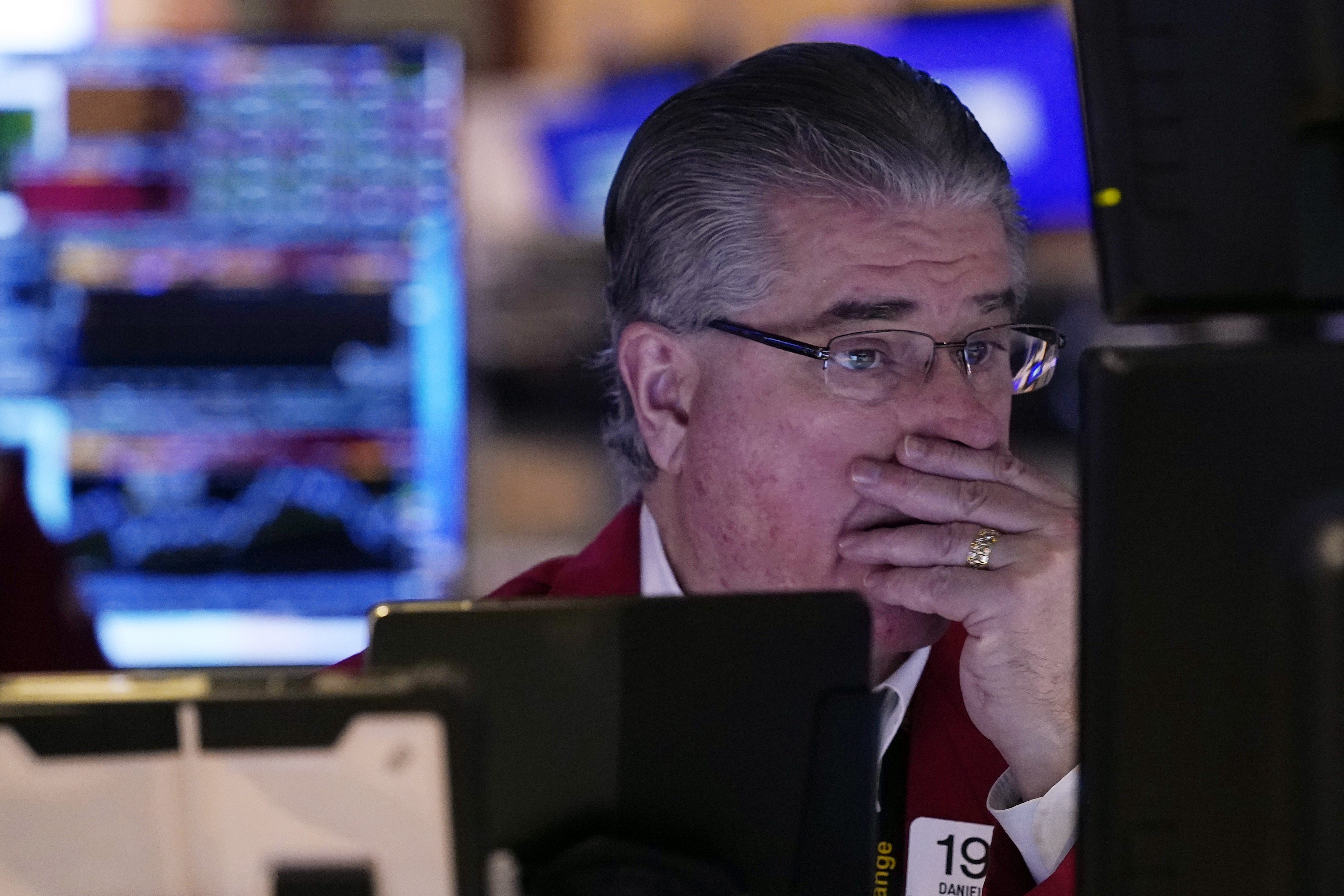 ΗΠΑ: Αυξήθηκαν οι πιθανότητες για ύφεση, σε χαμηλό εξαμήνου ο S&P 500-3