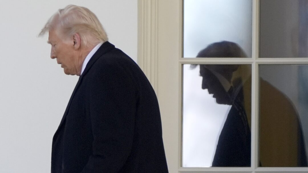 οι-πολλές-και-μεγάλες-αντιφάσεις-του-τ-563506855