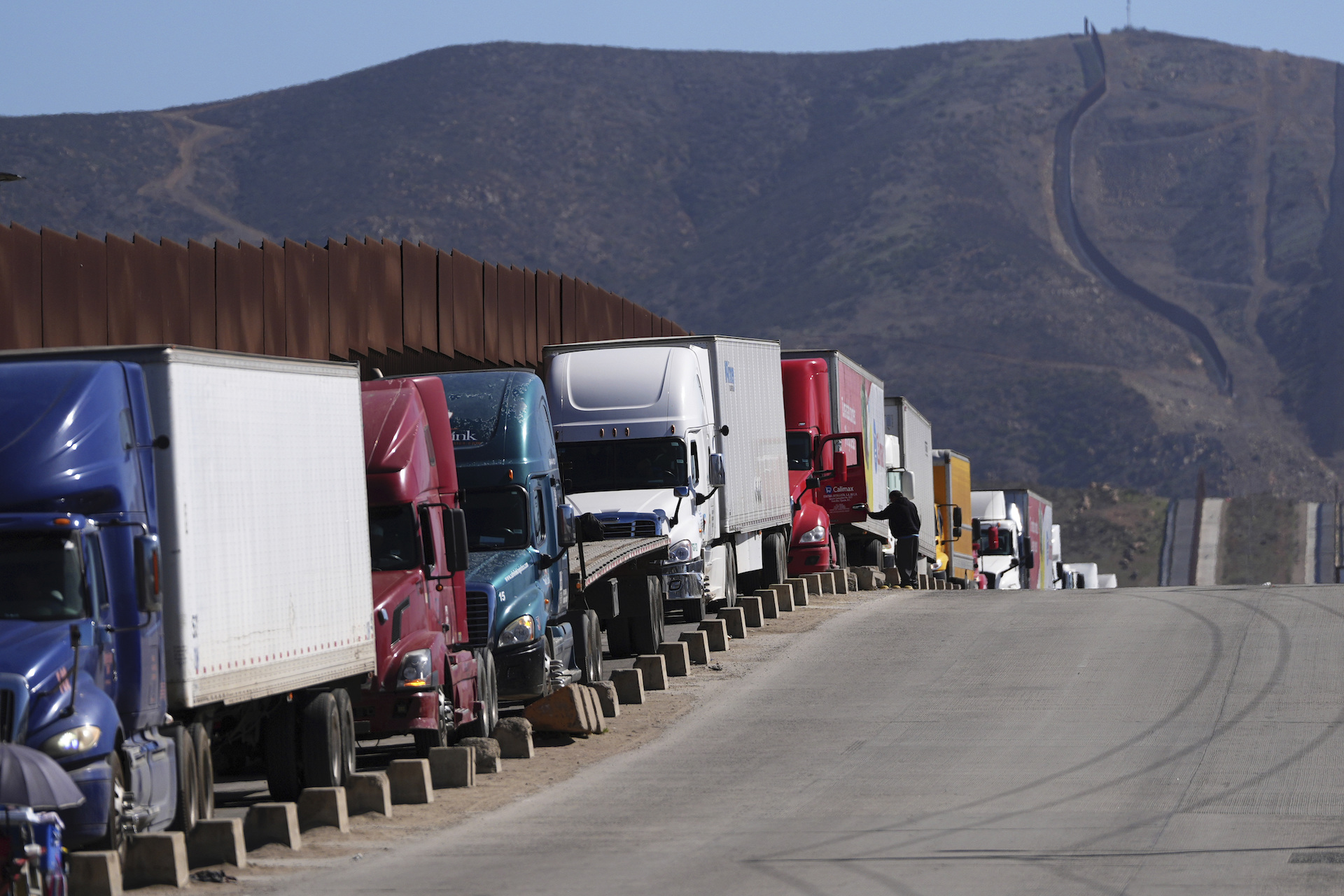 Σε πλήρη εξέλιξη ο εμπορικός πόλεμος – Στα ύψη η ένταση, σε τροχιά ανόδου οι τιμές-2