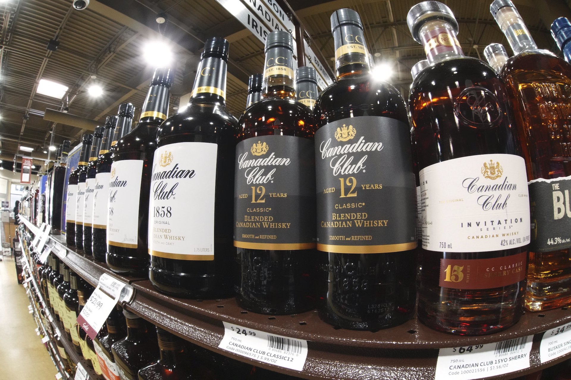 Το οικονομικό κόστος του «τυφώνα Τραμπ»: «Μικρή αναστάτωση» ή μεγάλες φουρτούνες-4