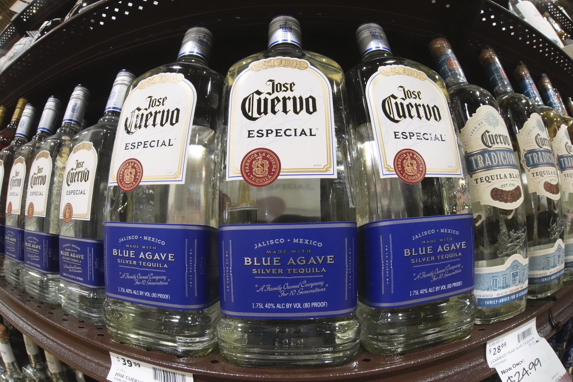 Το οικονομικό κόστος του «τυφώνα Τραμπ»: «Μικρή αναστάτωση» ή μεγάλες φουρτούνες-1