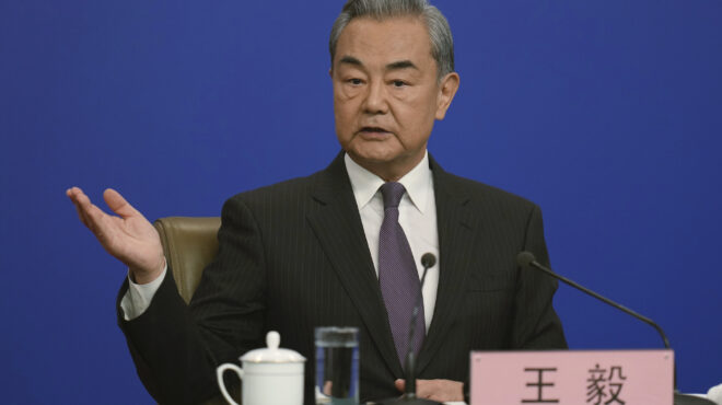 κινέζος-υπεξ-κατά-τραμπ-διπρόσωπη-η-σ-563503498