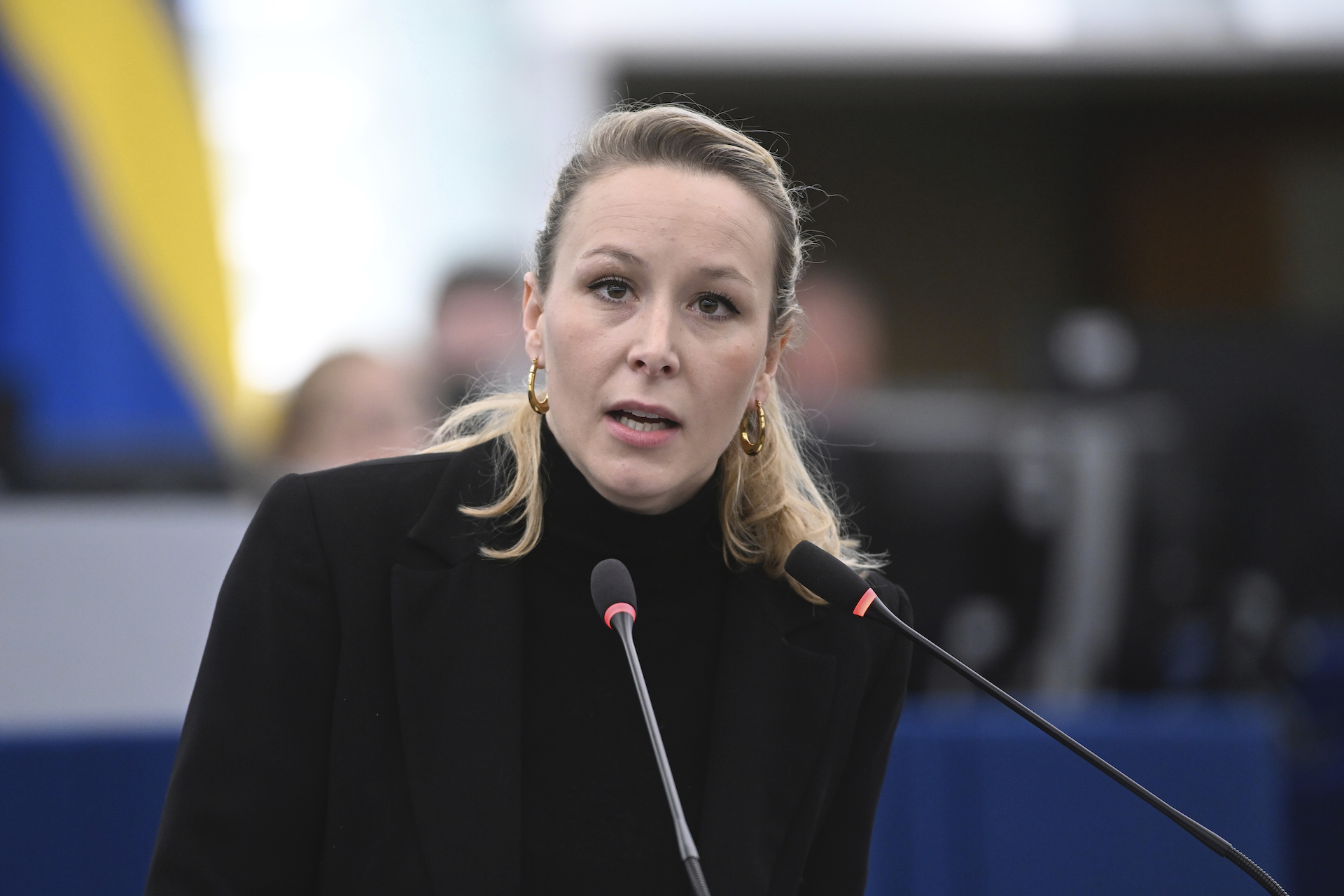 Δίωξη Λεπέν: Πλήγμα ή μήπως δώρο για την Aκροδεξιά;-3