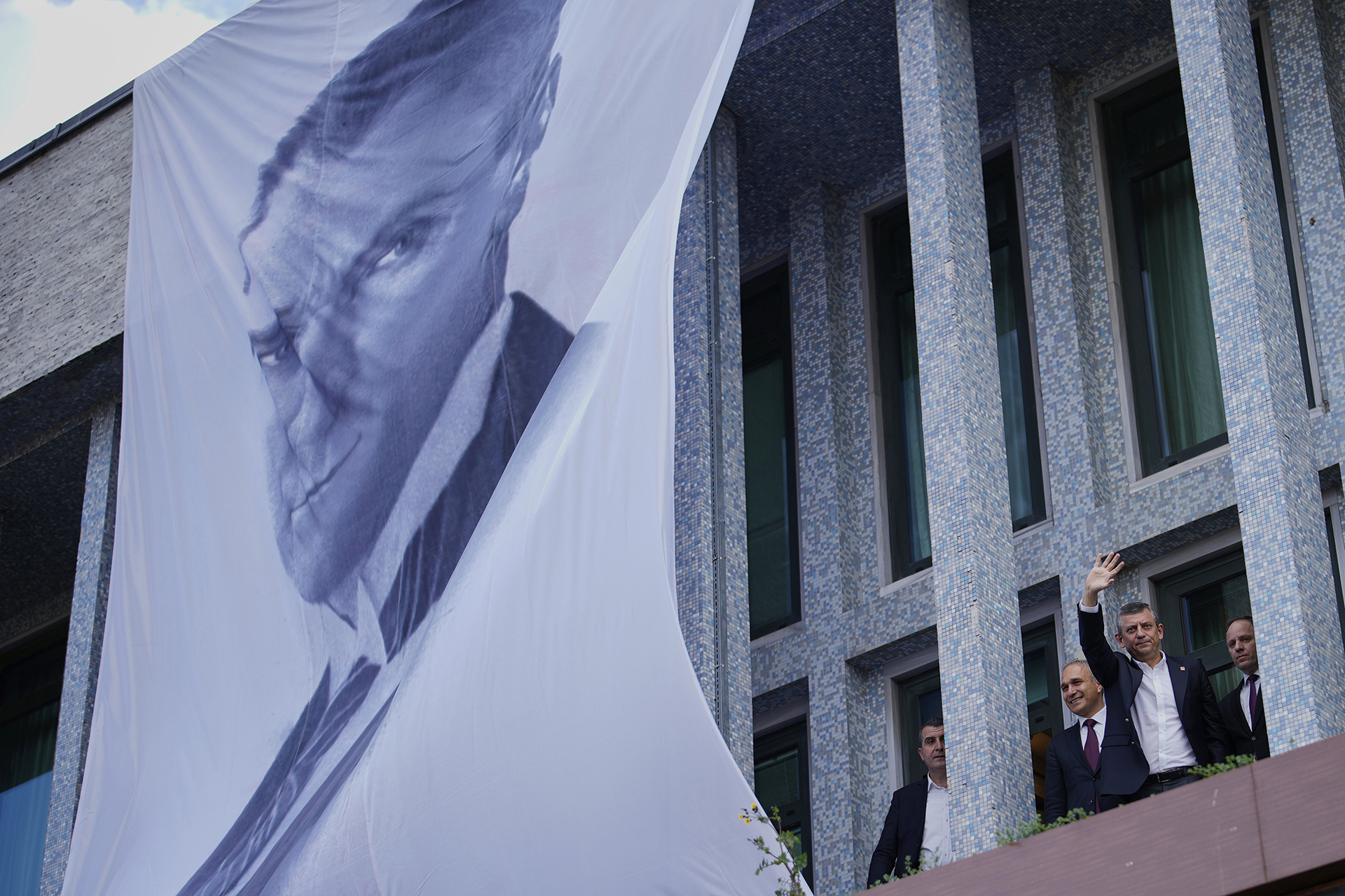 Κ. Υφαντής στην «Κ»: Το χρονικό μιας προαναγγελθείσας σύλληψης-2