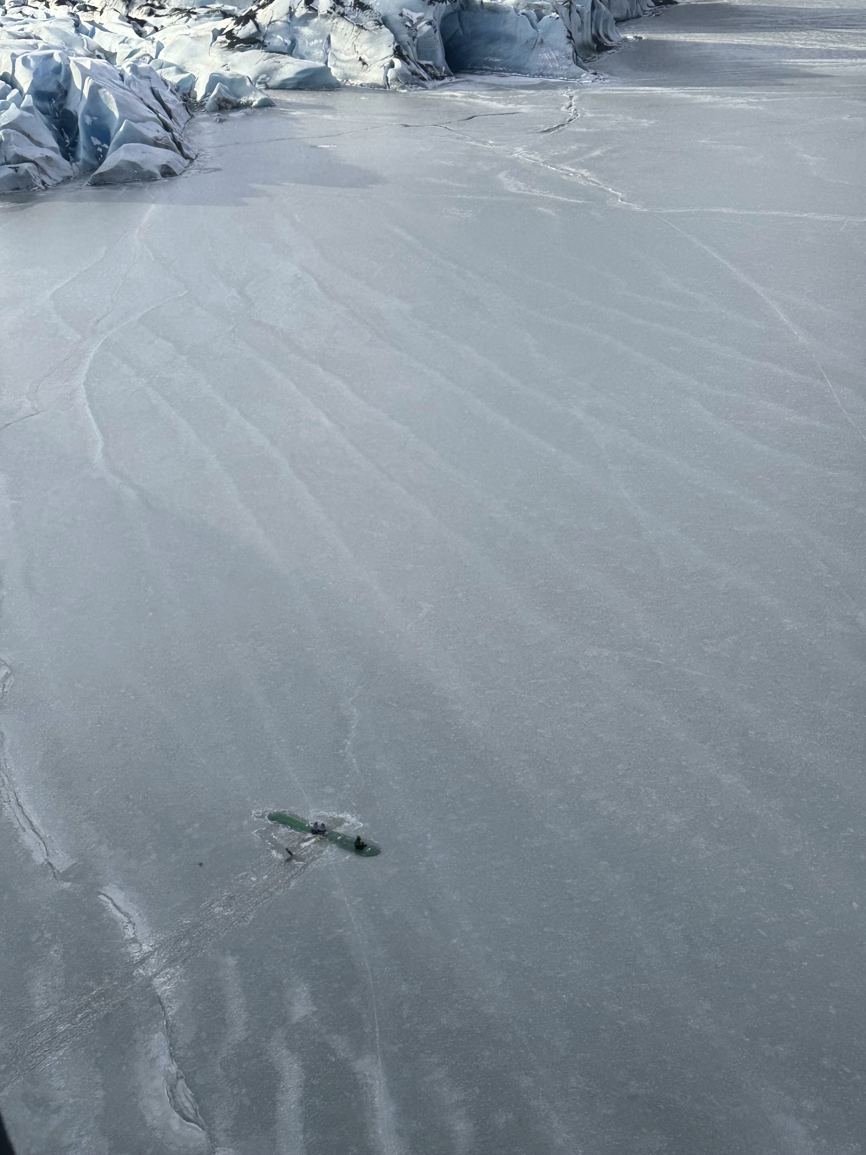 Αλάσκα: Επέζησαν για δώδεκα ώρες στους -20 ℃ μετά τη συντριβή του αεροσκάφους τους-1