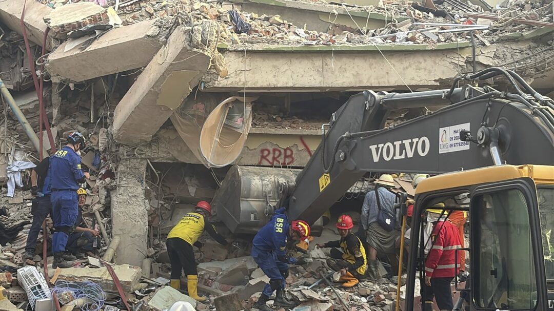 μιανμάρ-μάχη-με-τον-χρόνο-τη-ζέστη-και-563540239