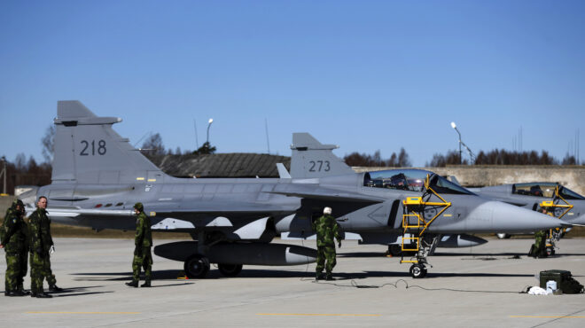 η-σουηδία-εκτοξεύει-τις-αμυντικές-τ-563532889