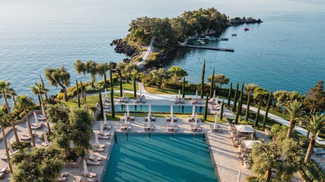 η-grecotel-ανακηρύσσεται-luxury-hotel-company-of-the-year-563503258