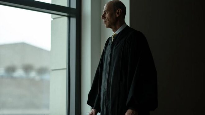 δριμεία-επίθεση-τραμπ-σε-δικαστή-ριζ-563520433