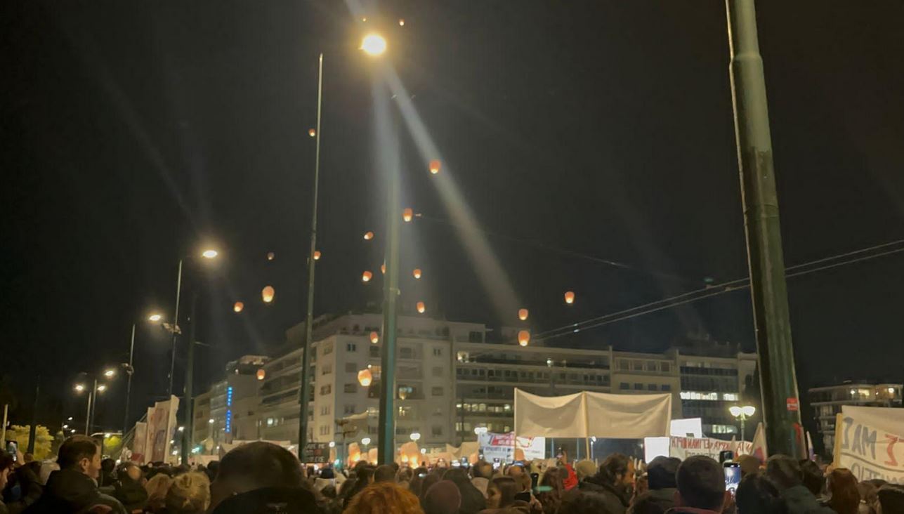 Συλλαλητήριο για τα Τέμπη στο Σύνταγμα-5