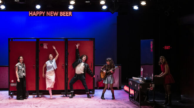 μικρές-σκηνές-μεγάλες-επιτυχίες-στο-563526115