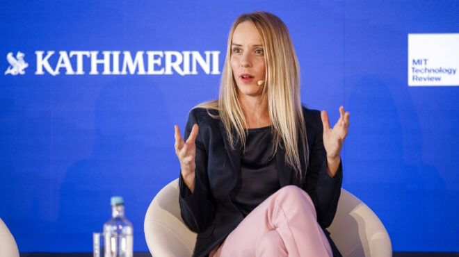 αρτεμις-σίφορντ-elevenlabs-αν-νομίζετε-ότι-η-ζω-563499640