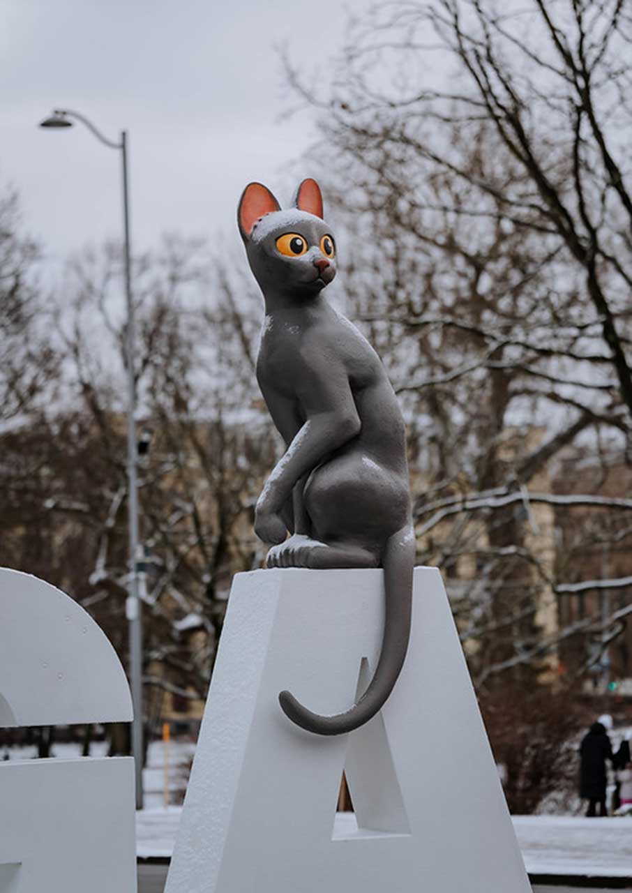 Πώς μία γάτα έγινε εθνική ηρωίδα της Λετονίας-1