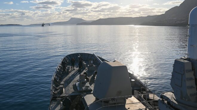 βολή-πυραύλου-από-τουρκικό-υποβρύχιο-563512522