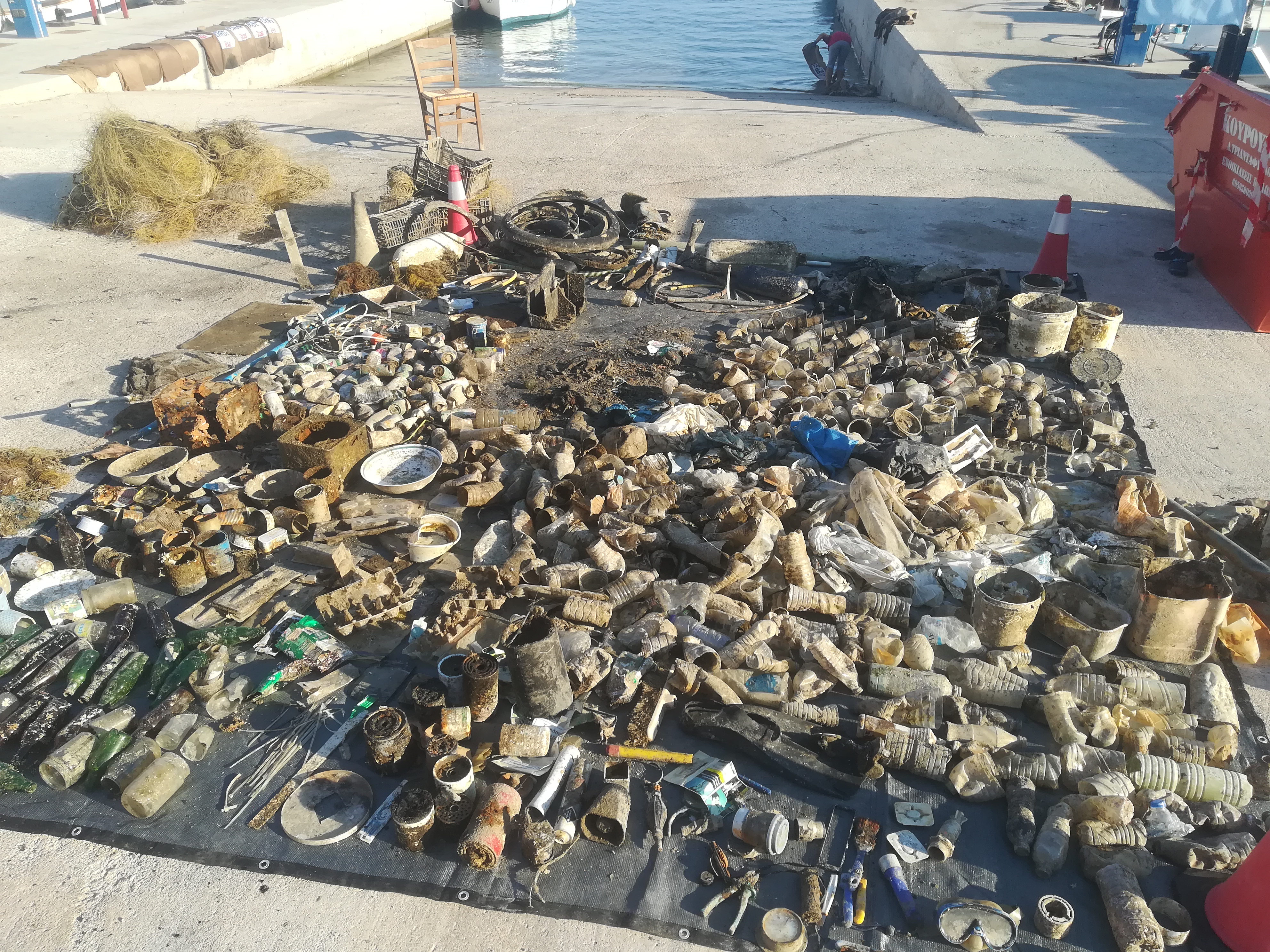 Οι «Κόρες της Καλύμνου» που καθαρίζουν τους ελληνικούς βυθούς-3