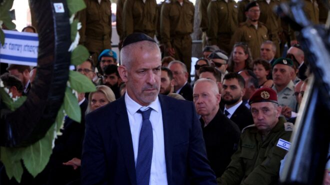 ιλάν-μιζράχι-στην-κ-θέλουμε-να-μην-κυ-563525758