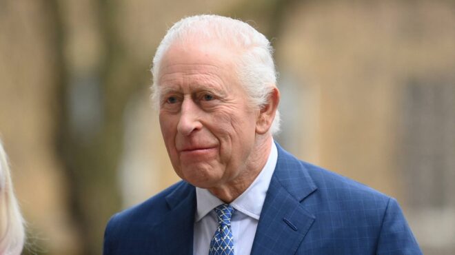 βρετανία-στο-νοσοκομείο-ο-βασιλιάς-κά-563535250