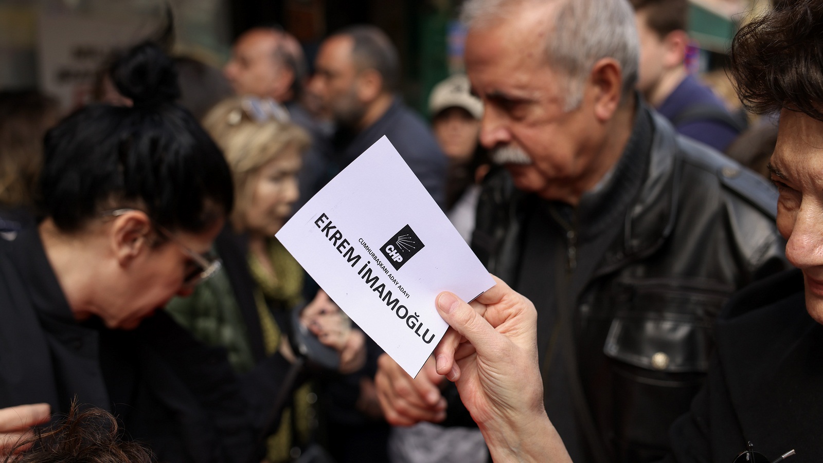 Τουρκία: Και… τυροπιτάδικο έγινε εκλογικό κέντρο για τον Ιμάμογλου [εικόνες]-3