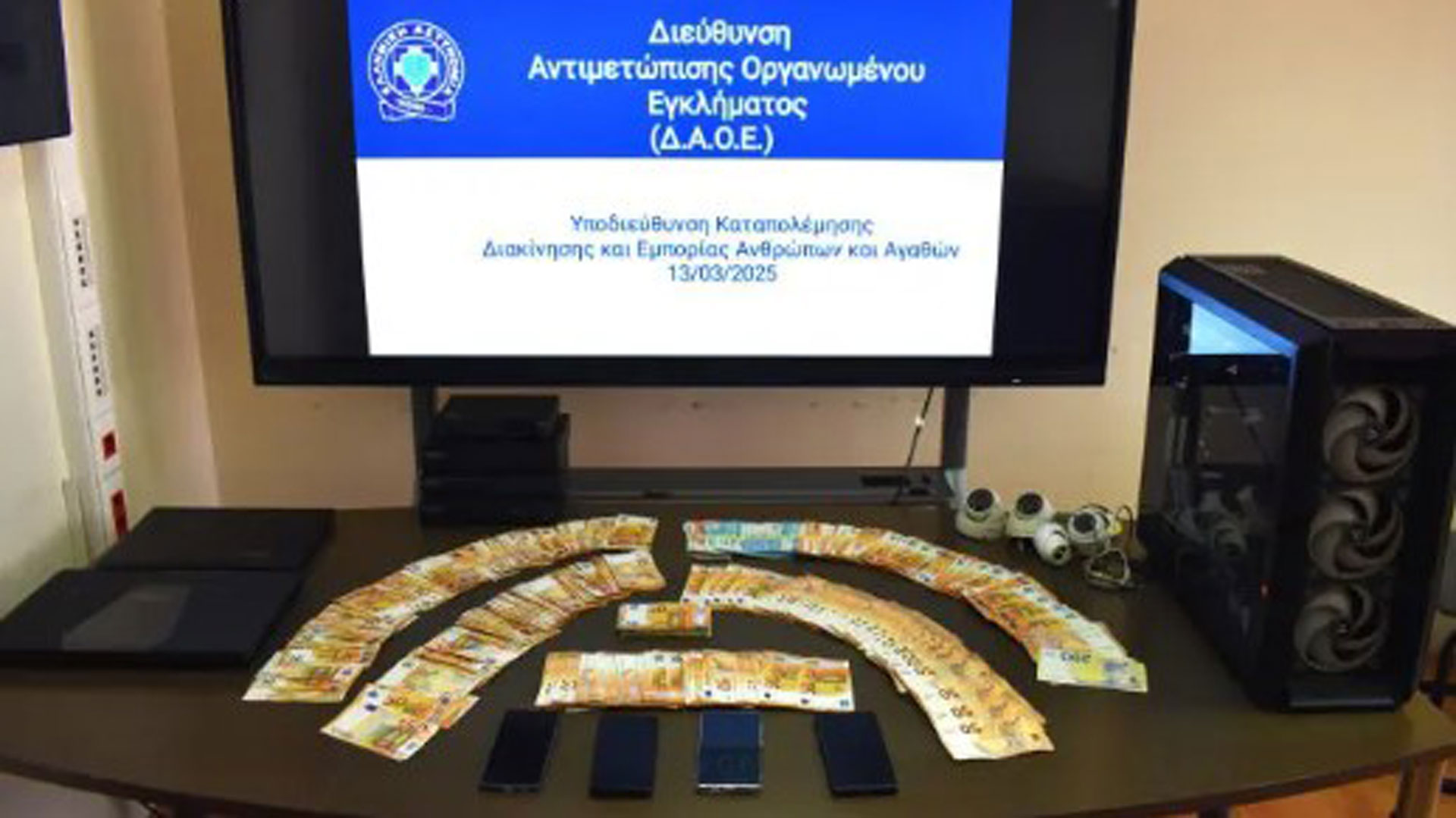 Εξι συλλήψεις για κύκλωμα μαστροπείας γυναικών – Πλοκάμια σε Αθήνα και Κόρινθο-1