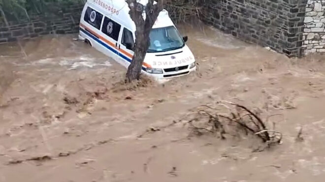 κακοκαιρία-προβλήματα-σε-πάρο-σύρο-κα-563541019