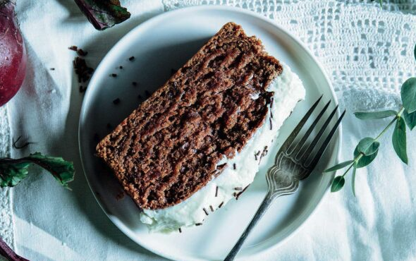 κέικ-με-παντζάρι-και-επικάλυψη-κρέμας-563507725