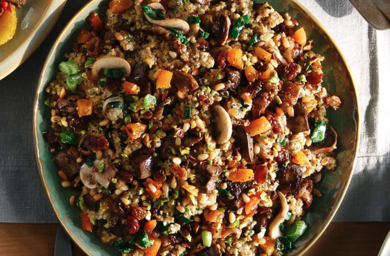 συκωταριά-με-τραχανά-ξερά-φρούτα-και-ξ-563514325