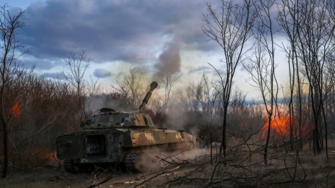 ουκρανοί-και-αμερικανοί-αξιωματούχο-563530807