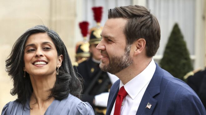 ηπα-η-σύζυγος-βανς-θα-επισκεφθεί-επισή-563529619