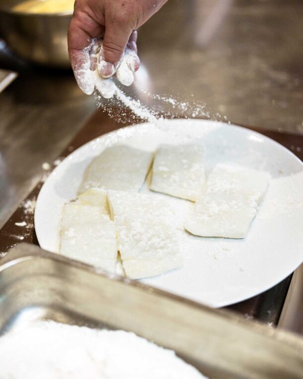 Μπακαλιάρος για την 25η Μαρτίου: 30 συνταγές, από τηγανητός και πλακί μέχρι πίτα-4