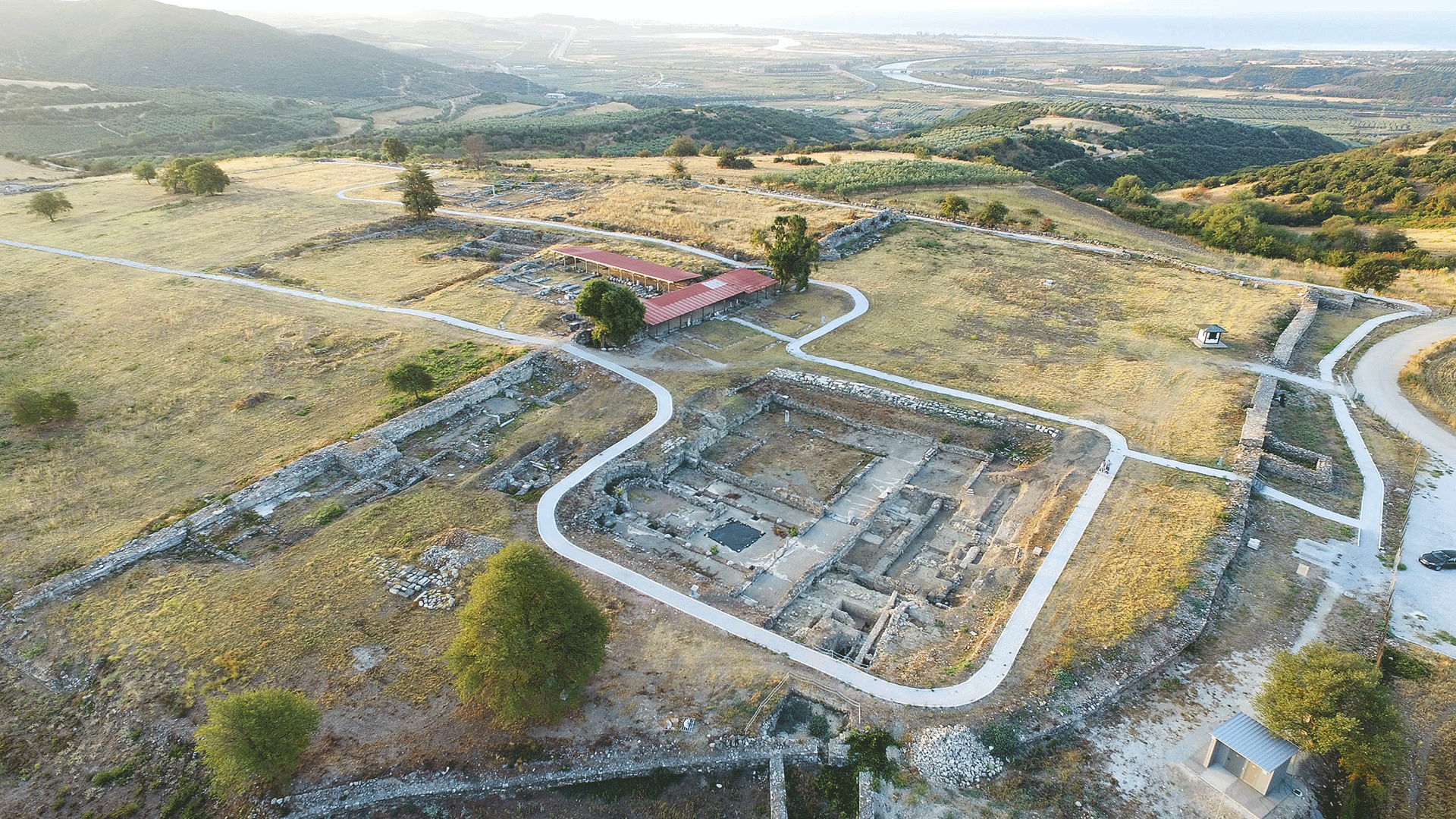 αμφίπολη-φωτίζοντας-τη-ζωή-στην-ακρόπ-563503396