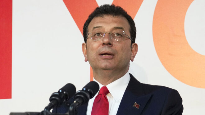 κ-υφαντής-στην-κ-το-χρονικό-μιας-προ-563500942