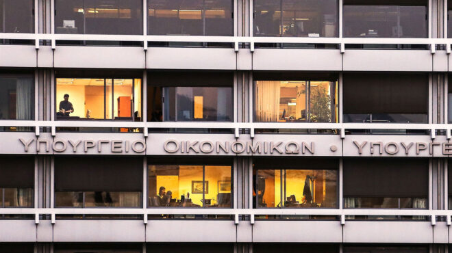 χωρίς-εσωτερικούς-ελέγχους-το-δημόσι-563533042