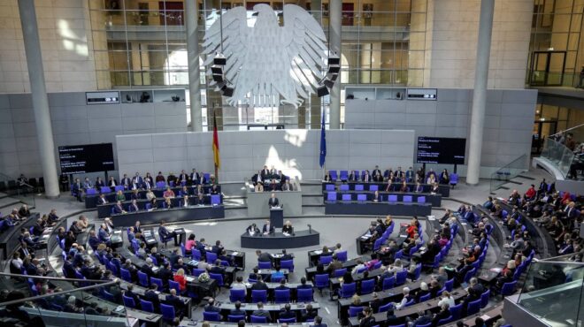 γερμανία-cdu-csu-και-spd-συμφώνησαν-στα-βασικ-563507779