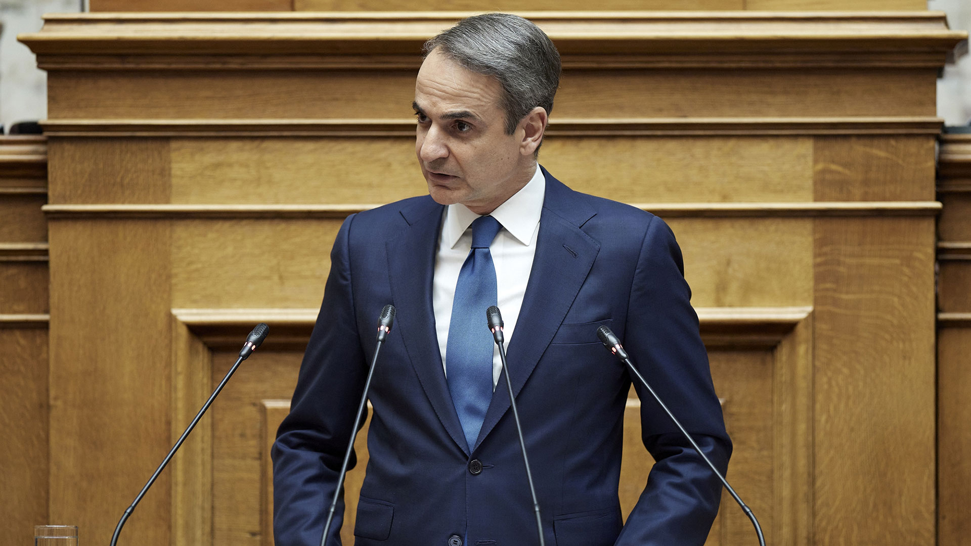 Τα Τέμπη στη Βουλή: Κυβέρνηση υπό πίεση, ασυνάρτητη αντιπολίτευση-1