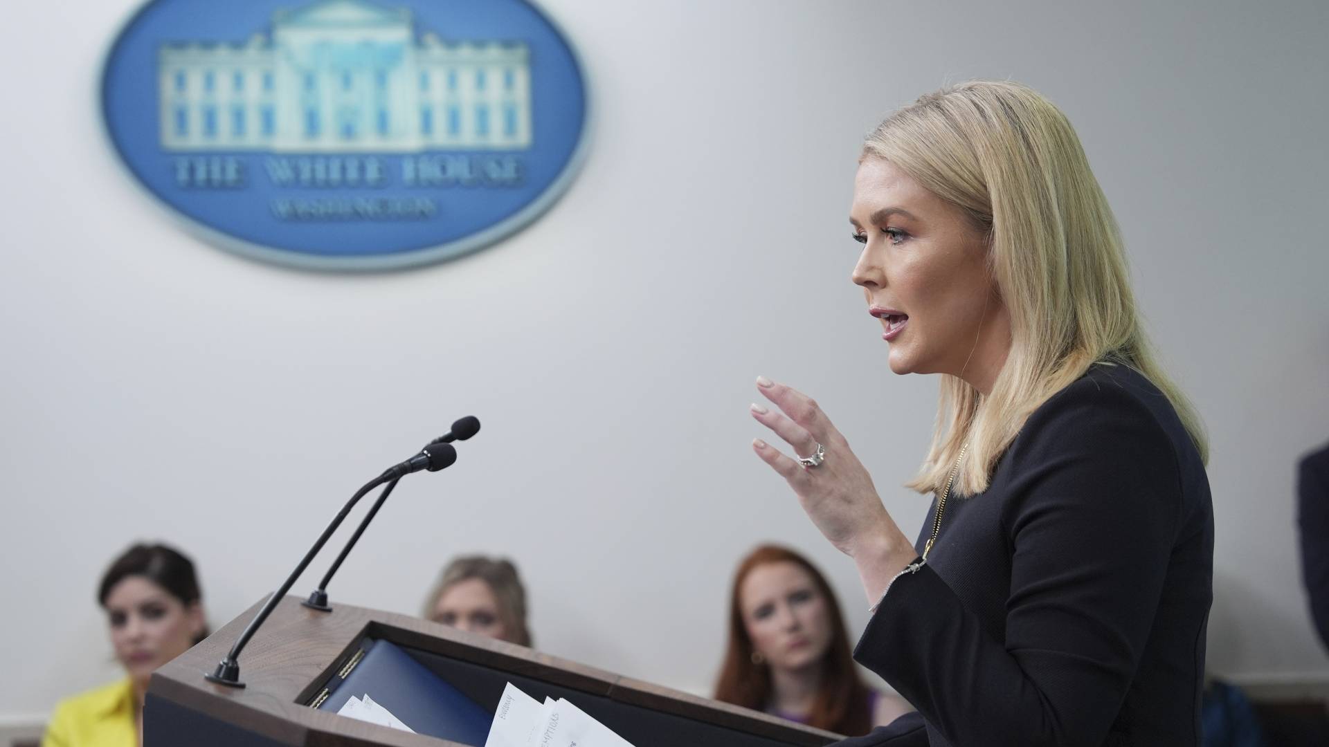 Δασμοί: Τα ράβε-ξήλωνε του Τραμπ προκαλούν παγκόσμια αμηχανία-1