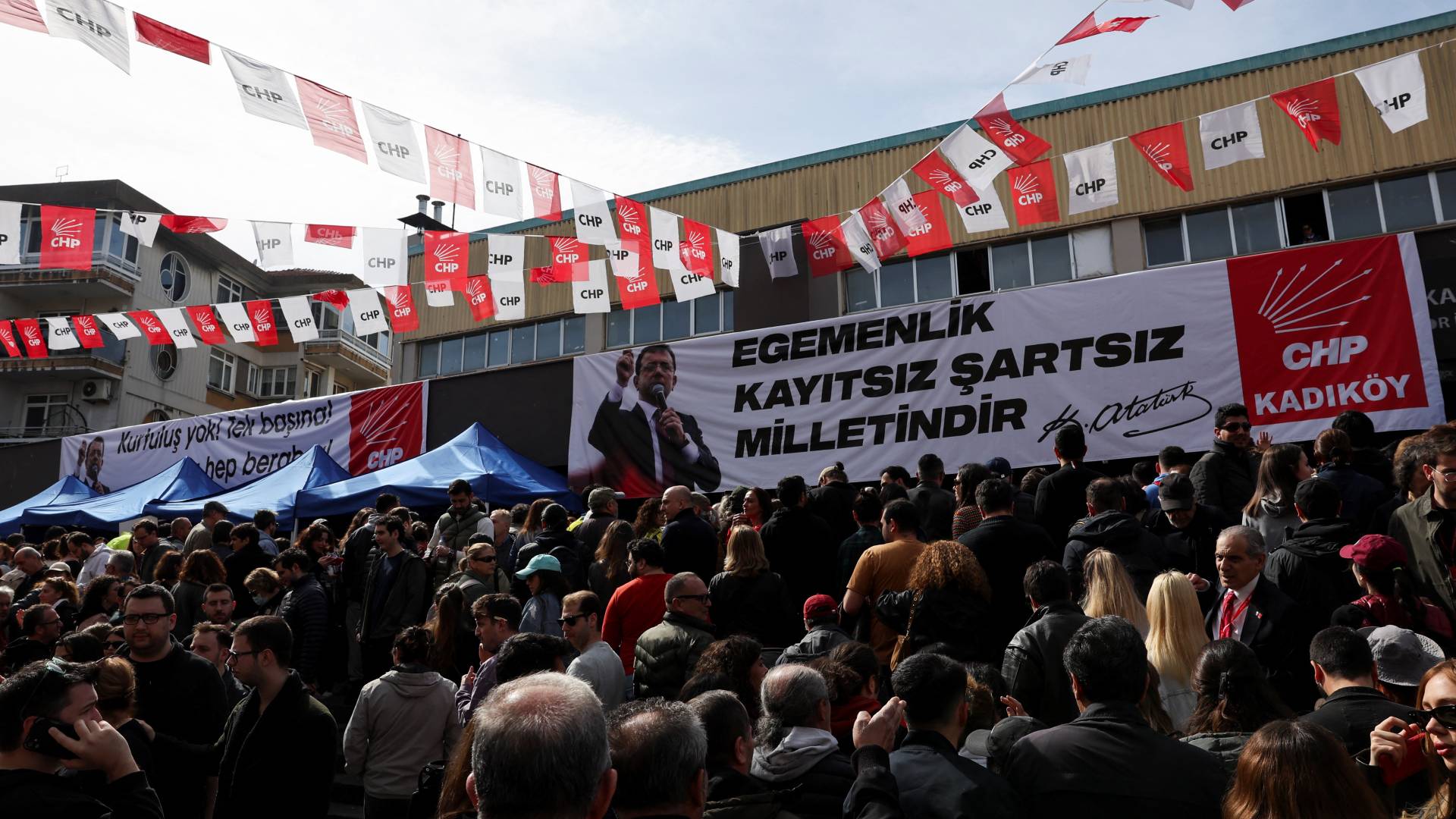 Τουρκία: Εκατομμύρια στις κάλπες του CHP για τον Ιμάμογλου-2