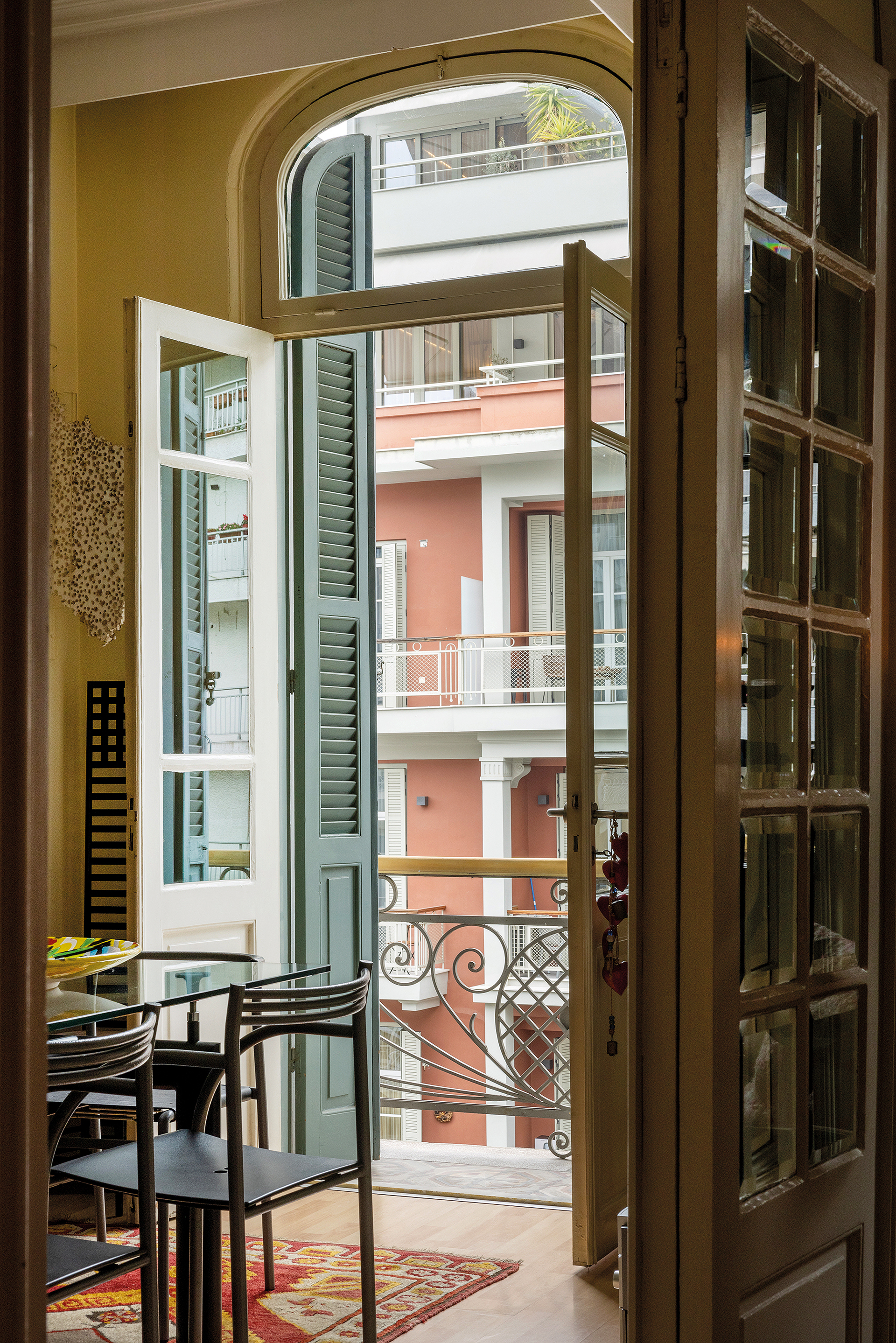 Το αιωνόβιο σπίτι της τέχνης στη Θεσσαλονίκη-4