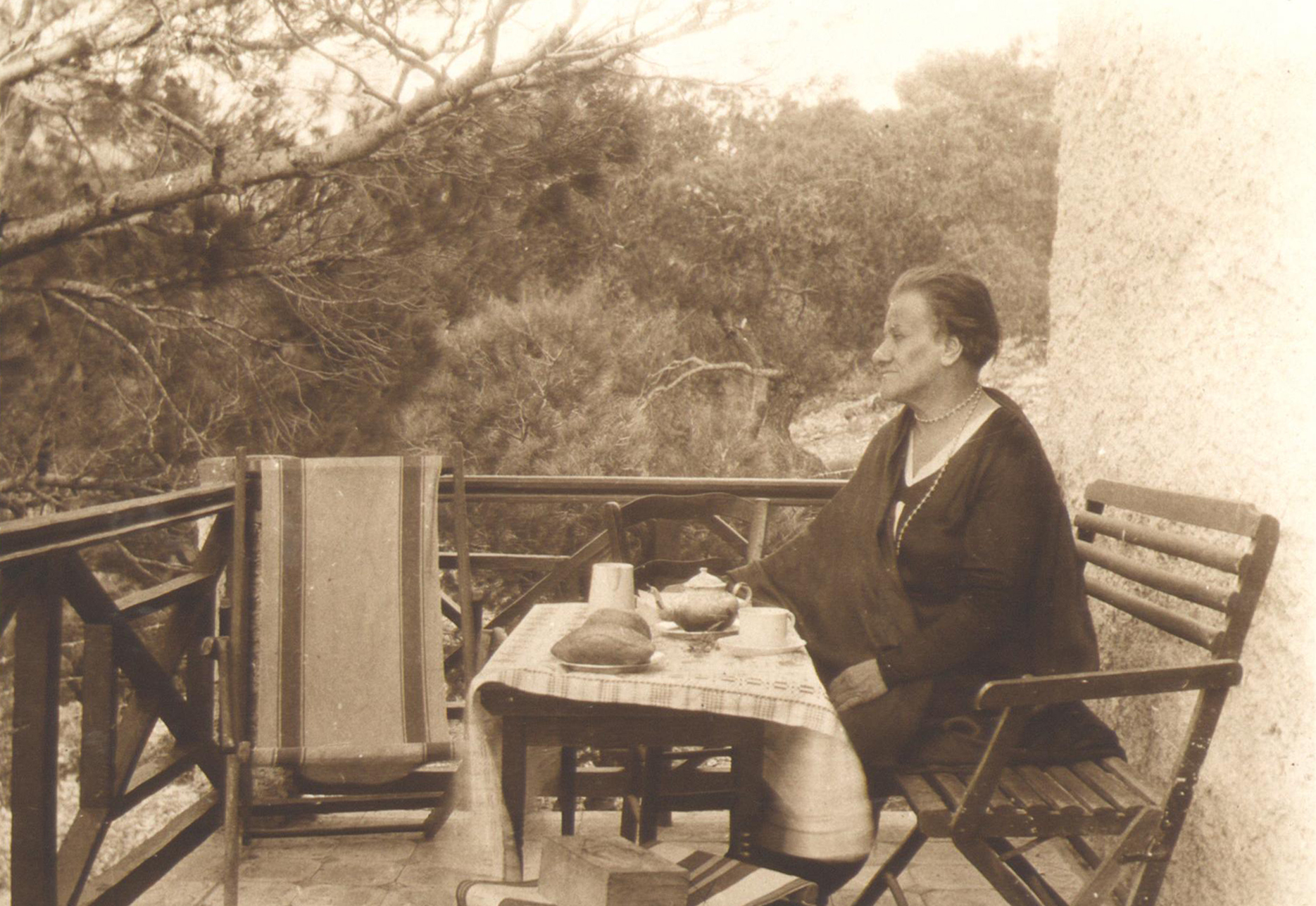 Θάλεια Φλωρά Καραβία – Ζωγραφίζοντας τους αγώνες του Ελληνισμού-6