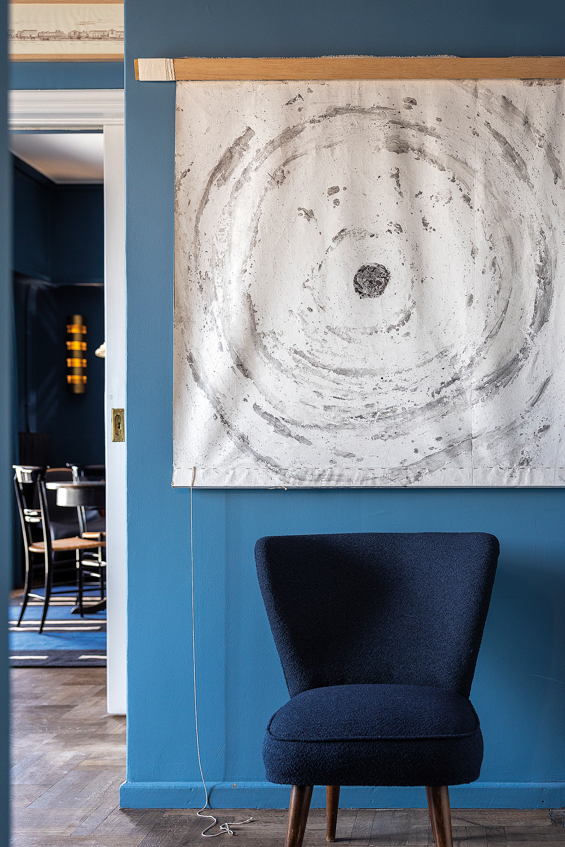 Ενα μπλε ρετιρέ με αέρα παλιάς Αθήνας στο Μουσείο-6